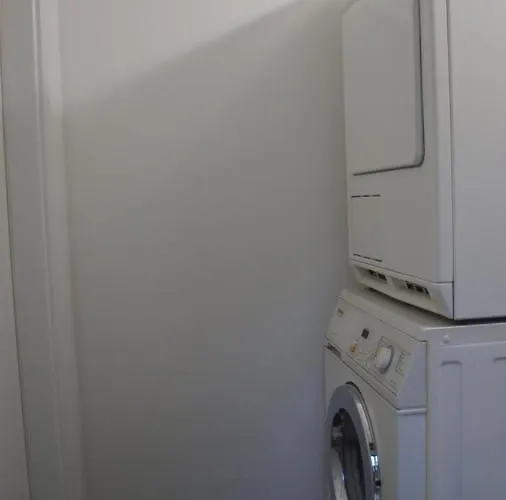 An Der Tanne Mit Ueberdachter Terrasse * Düsseldorf