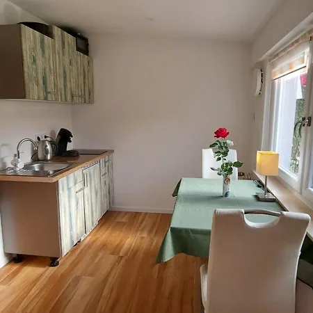 An Der Tanne Mit Ueberdachter Terrasse Lägenhet